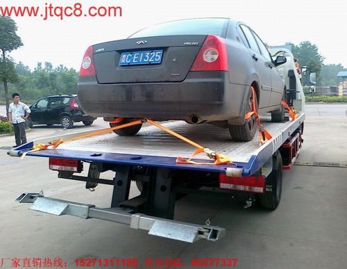 東風(fēng)拖車價格圖片