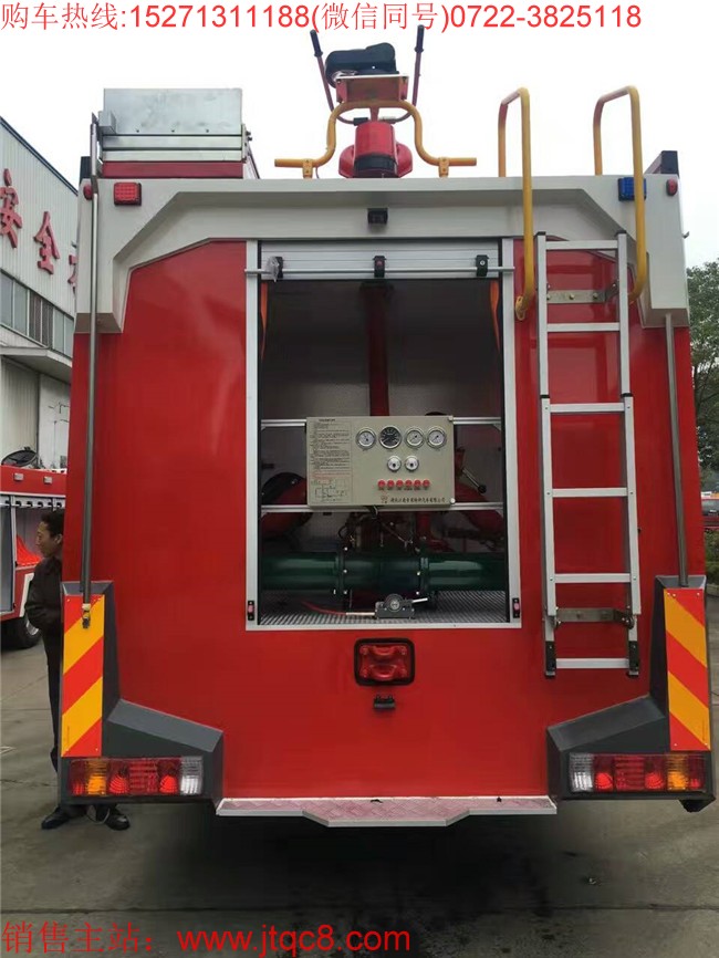 水罐消防車(chē)市場(chǎng)上提下拉 合資自主接地氣