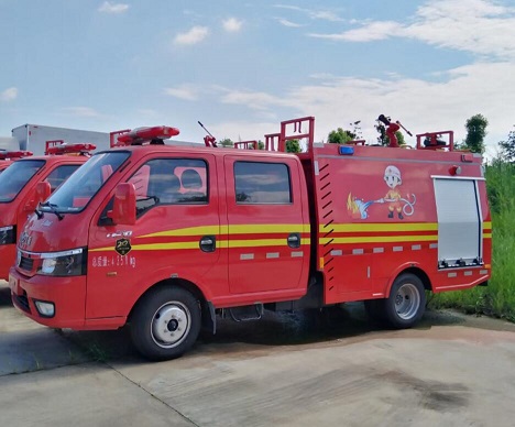 東風(fēng)途逸雙排1噸水罐消防車|小型消防車