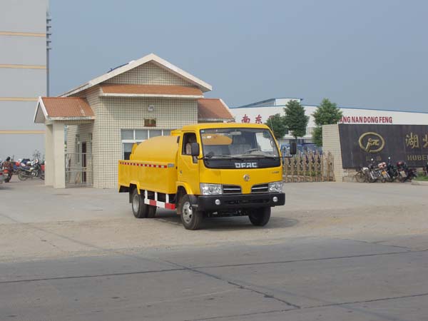 東風(fēng)金霸高壓清洗車